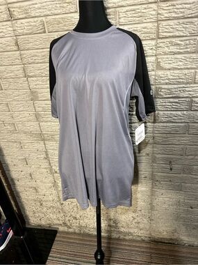 NWT Cougar Sport Gray and Black Performance Tee SizeLarge
